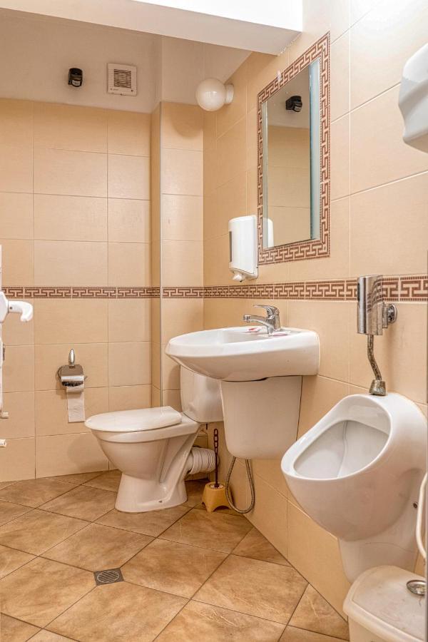 Крушун - Единствена На Метри От Водопадите, Krushun - The Only Stay Just Meters From The Waterfalls كروشونا المظهر الخارجي الصورة